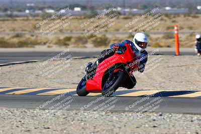 media/Jan-09-2022-SoCal Trackdays (Sun) [[2b1fec8404]]/Turn 11 (935am)/